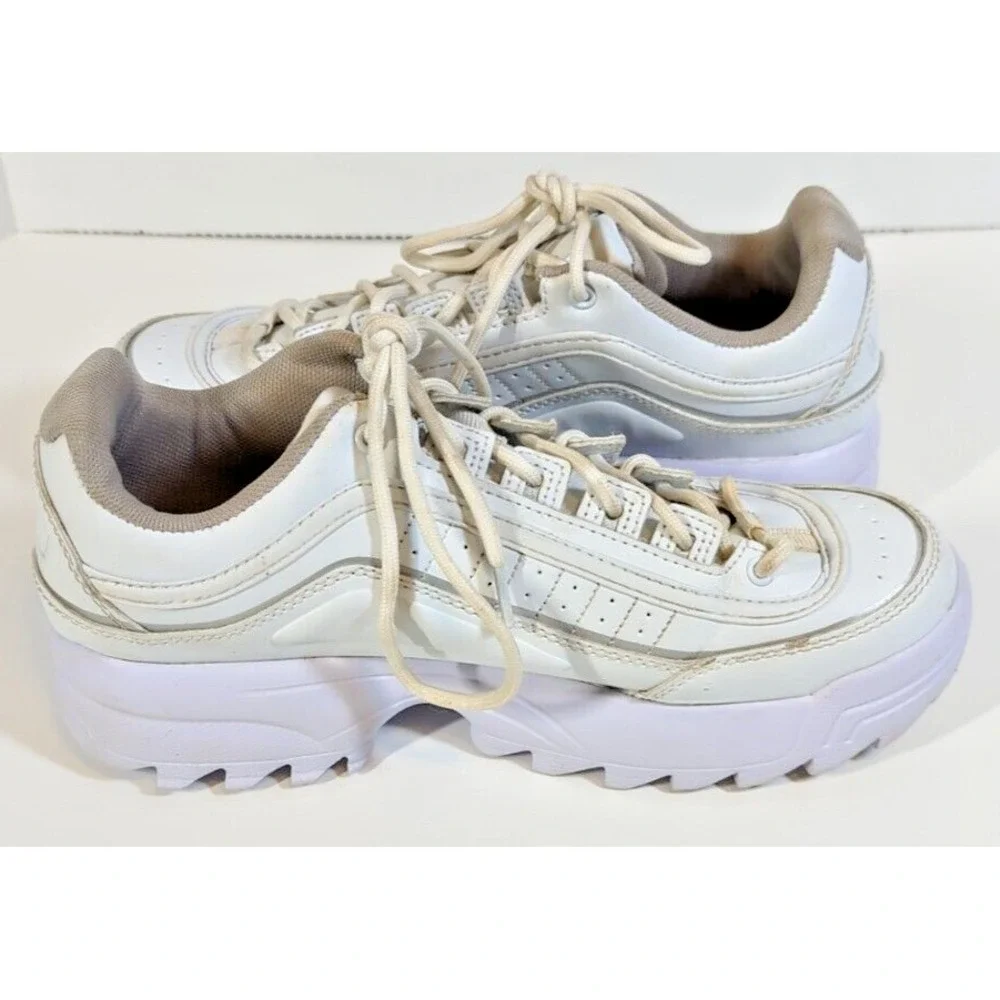 AVIA WHITE ATHLETIC MEMORY FOAM WALKING COMFORT‎ LADIES 8 SHOES